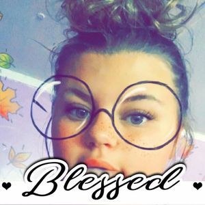 Meet your Posher, Hailey